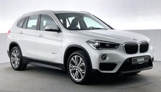 BMW X1 sDrive 20i Sport Line-2018