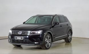 Volkswagen • Tiguan