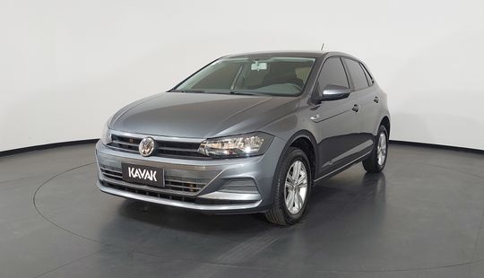 Volkswagen • Polo