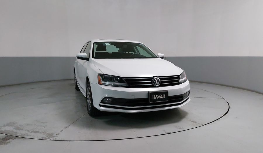 Volkswagen Jetta 2.5 COMFORTLINE TIP. BOLSAS AIRE DEL. Sedan 2018