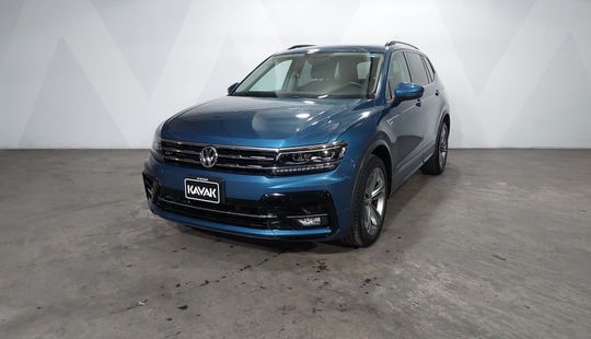 Volkswagen • Tiguan