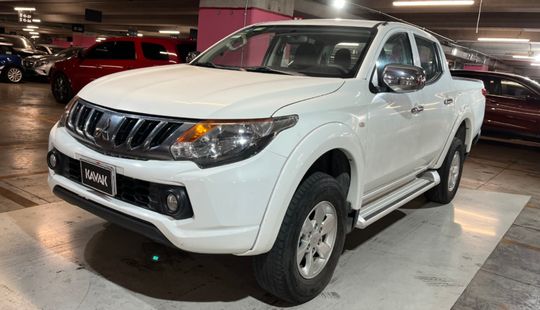 Mitsubishi • L200