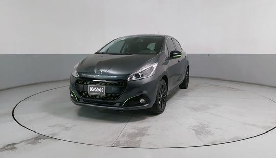 Peugeot • 208