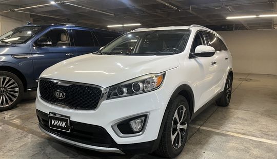 Kia • Sorento