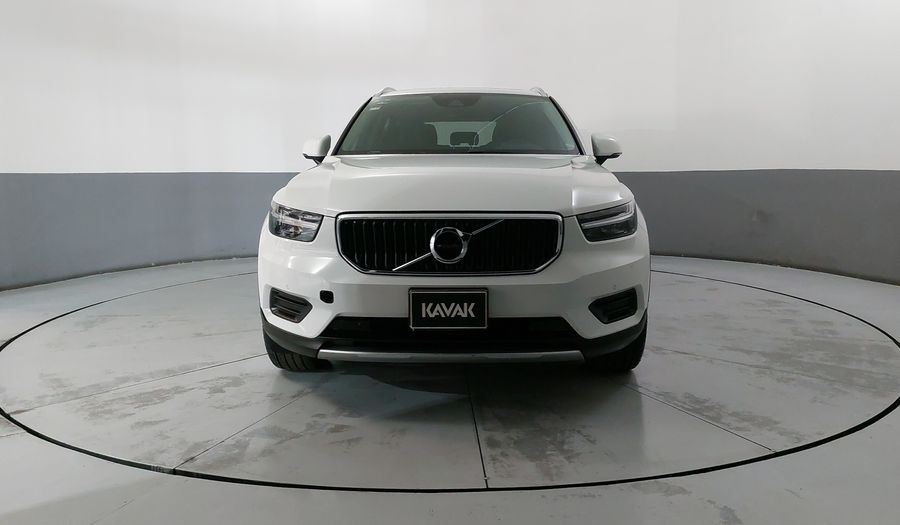 Volvo Xc40 2.0 MOMENTUM T4 AUTO Suv 2019