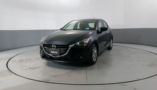 Mazda • Mazda 2