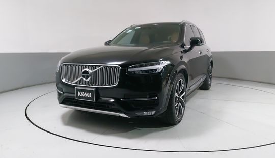 Volvo • XC90