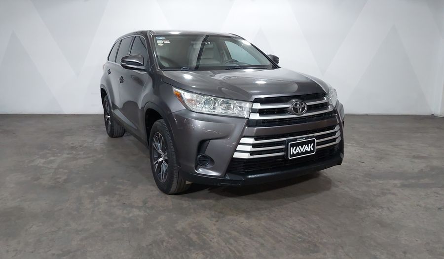 Toyota Highlander 3.5 LE AUTO Suv 2019