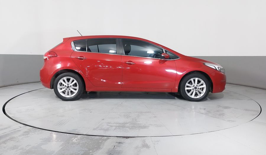 Kia Forte 2.0 EX AUTO Hatchback 2018