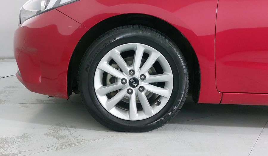 Kia Forte 2.0 EX AUTO Hatchback 2018