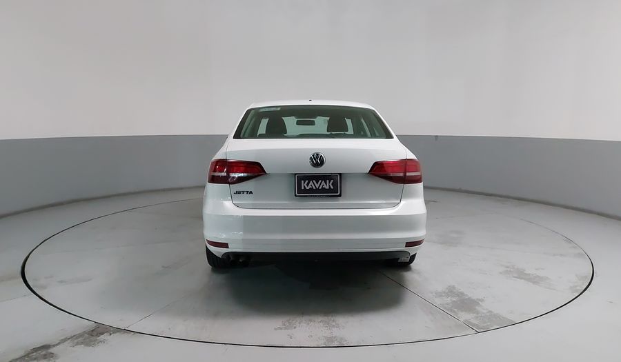 Volkswagen Jetta 2.5 TRENDLINE TIP. Sedan 2017