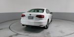 Volkswagen Jetta 2.5 TRENDLINE TIP. Sedan 2017