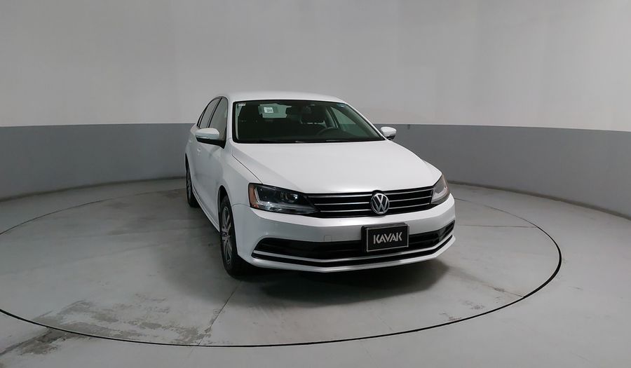 Volkswagen Jetta 2.5 TRENDLINE TIP. Sedan 2017