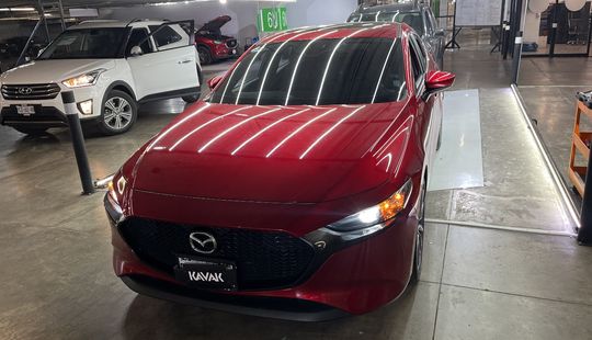 Mazda • Mazda 3