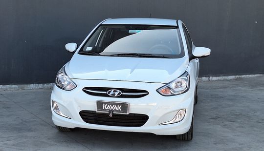 Hyundai • Accent