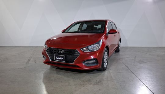 Hyundai • Accent