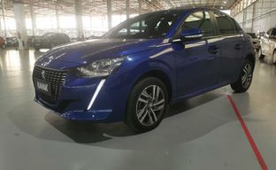 Peugeot • 208