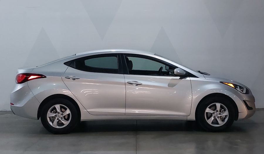 Hyundai Elantra 1.8 GLS MT Sedan 2016