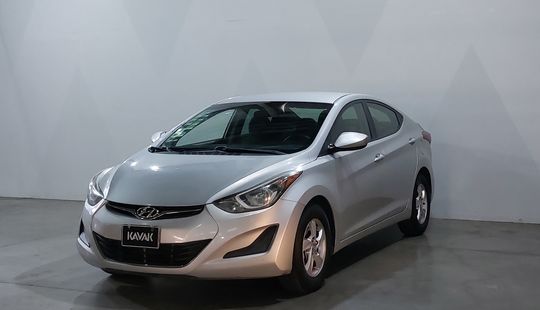 Hyundai • Elantra