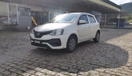 Toyota Etios X-2019