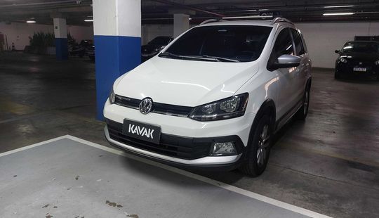 Volkswagen • Space Cross