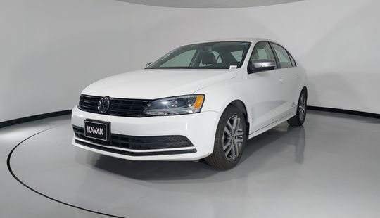 Volkswagen • Jetta