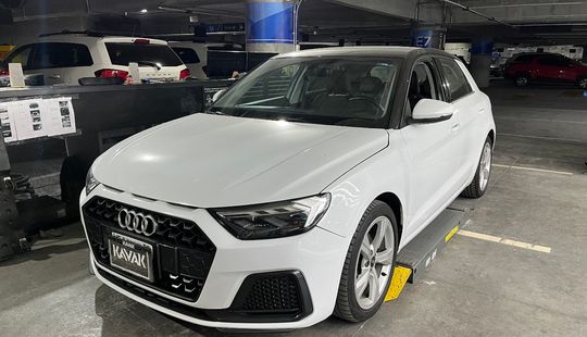 Audi • A1