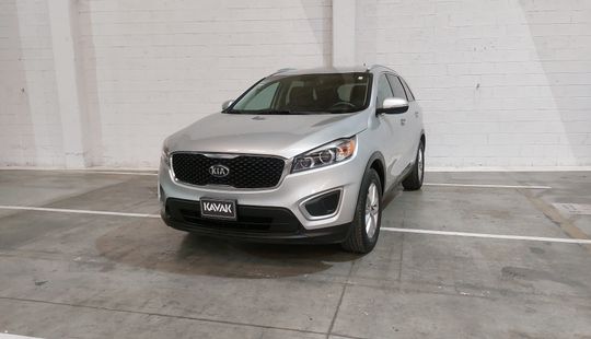 Kia • Sorento