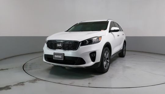 Kia • Sorento