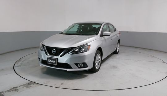 Nissan • Sentra