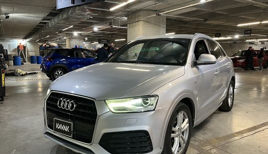 Audi • Q3