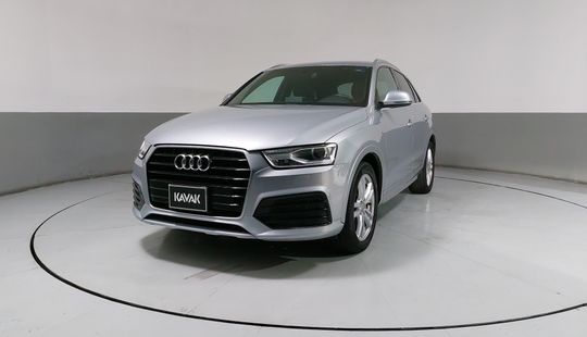 Audi • Q3