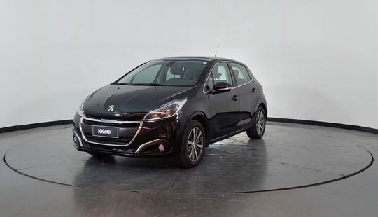 Peugeot • 208