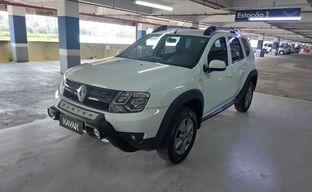 Renault • Duster