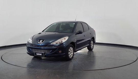 Peugeot • 207