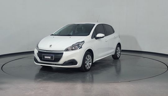 Peugeot • 208