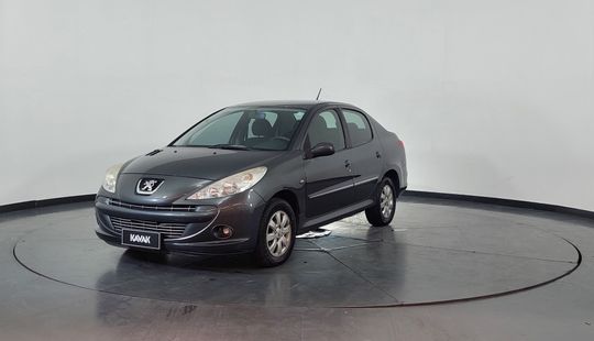 Peugeot • 207