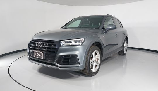 Audi • Q5