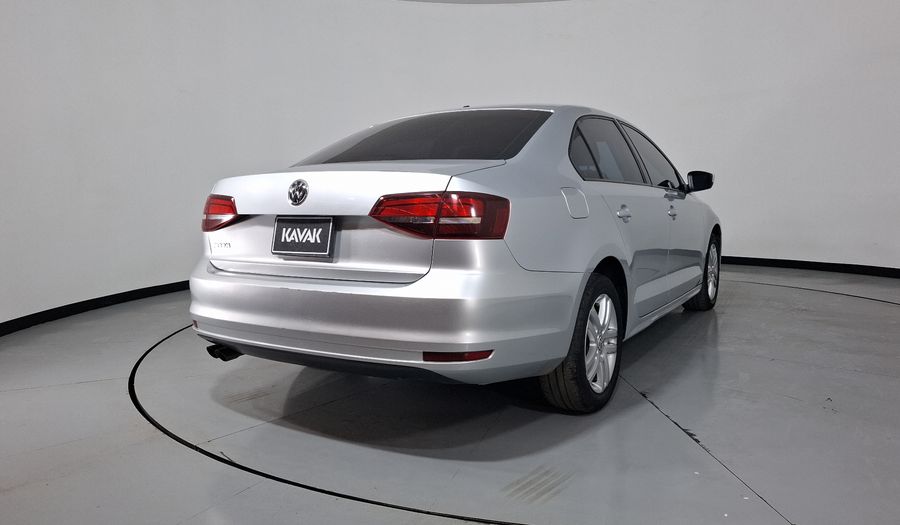 Volkswagen Jetta 2.0 MT Sedan 2016