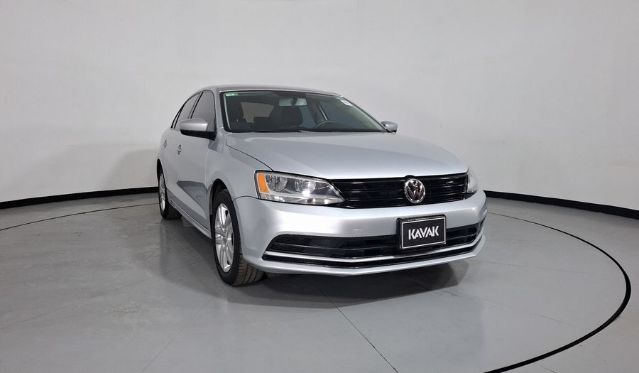 Volkswagen Jetta 2.0 MT Sedan 2016