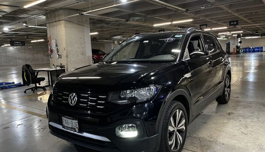 Volkswagen • T-Cross