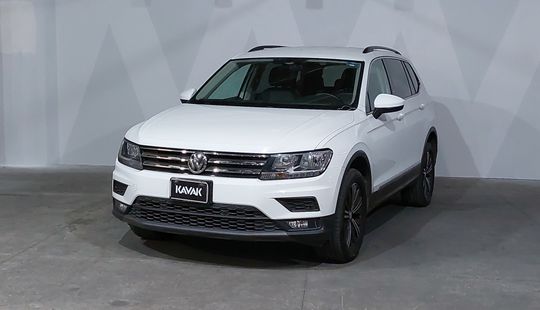 Volkswagen • Tiguan