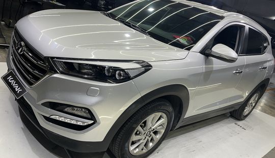 Hyundai • Tucson