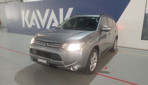 Mitsubishi Outlander AUTOMATICO GASOLINA Suv 2015