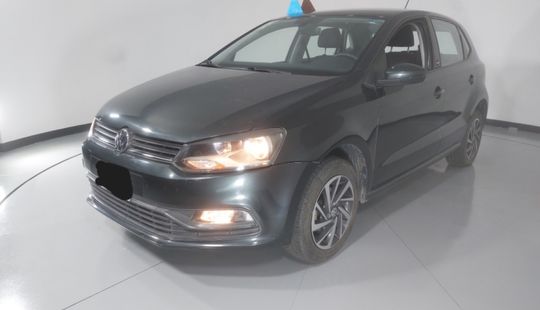 Volkswagen • Polo