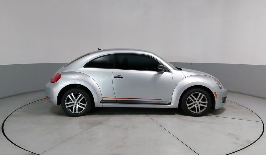 Volkswagen Beetle 2.5 TIPTRONIC Hatchback 2013