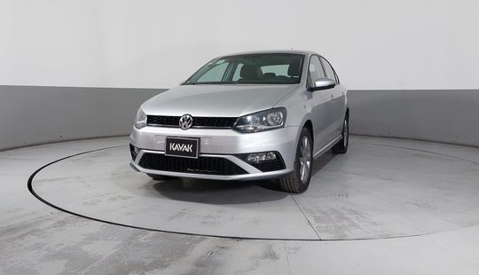 Volkswagen • Vento