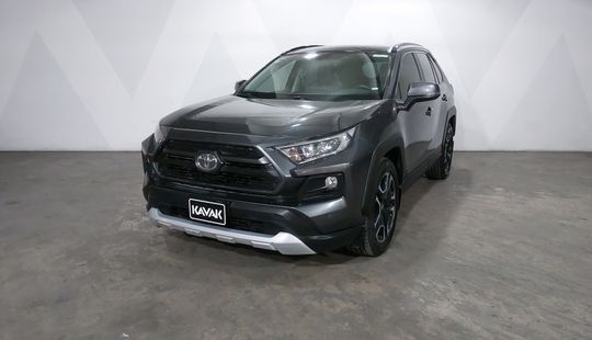 Toyota • RAV4