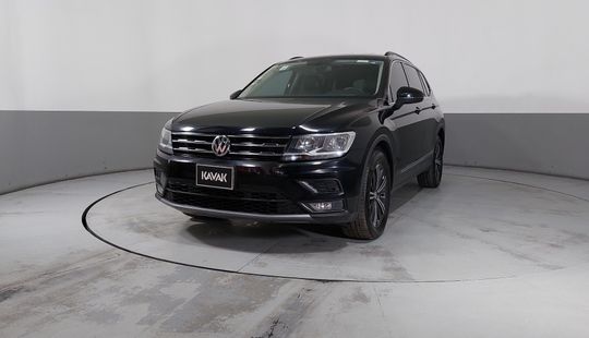 Volkswagen • Tiguan