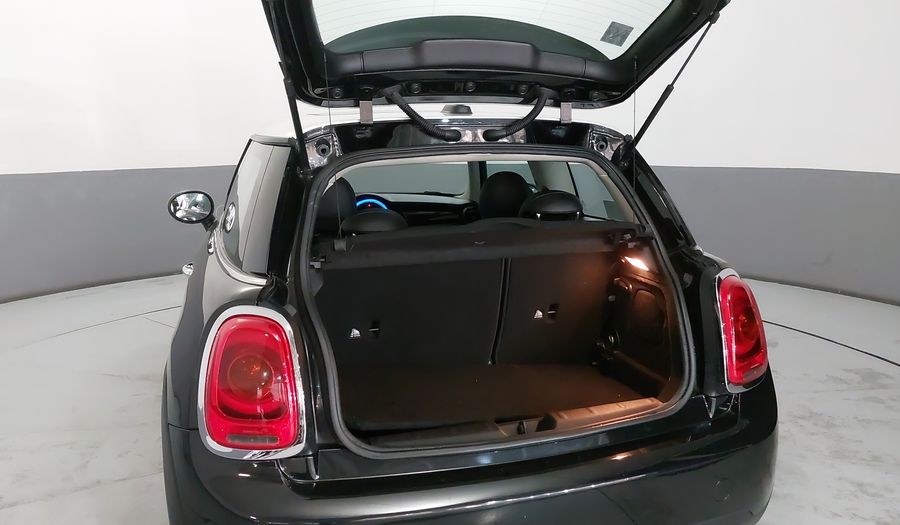 Mini Cooper 1.5 COOPER CHILI AT Hatchback 2016